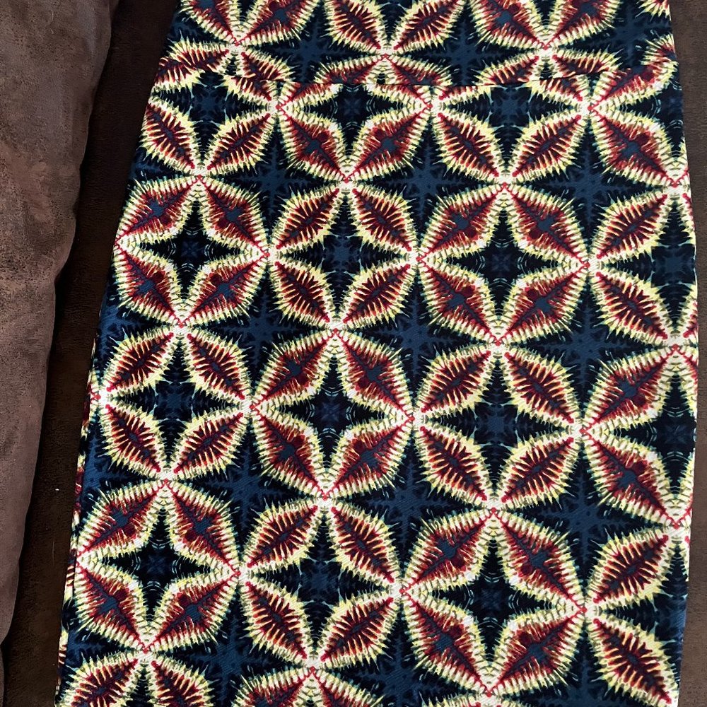 LuLaRoe Pencil Skirt (L) - No. 110